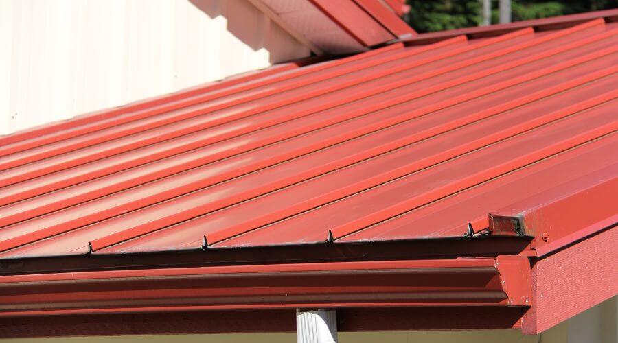 Professional gutter cleaning services in New Goshen, IN